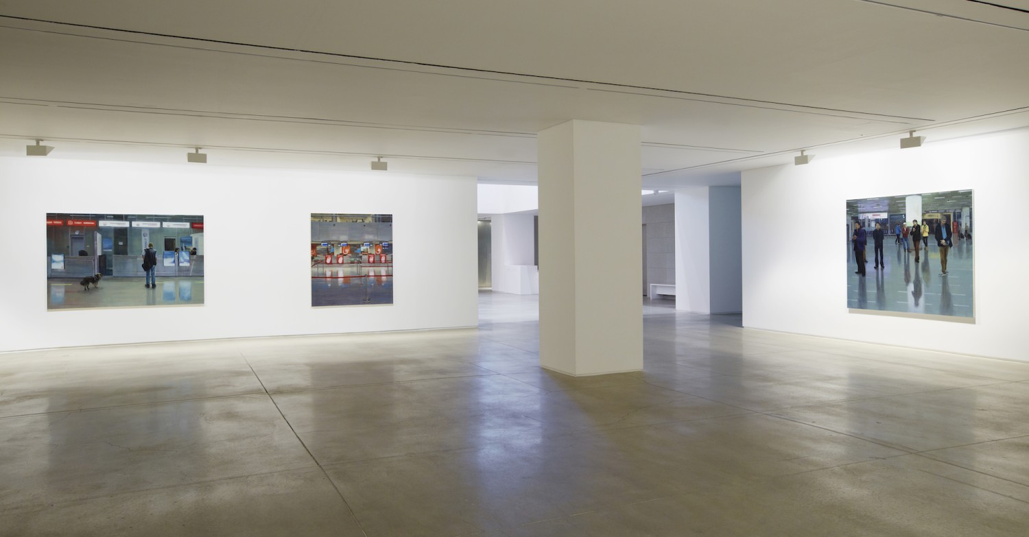 박진아: 네온 그레이 터미널